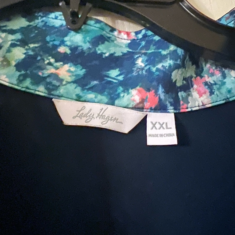 Lady Hagen Navy Floral Top XXL